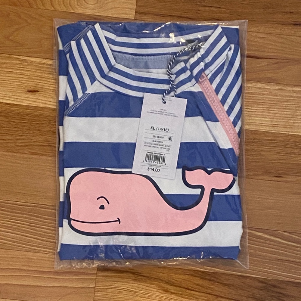 Vineyard Vines Swimshirt - Picture 1 of 5